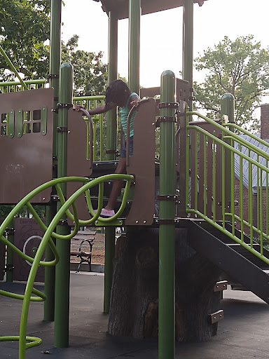 Park «Bowne Park», reviews and photos, 156-17 29th Ave, Flushing, NY 11354, USA