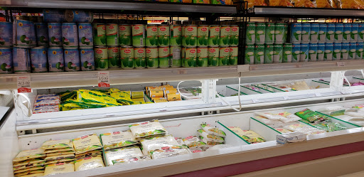 Shopping Mall «Vallejo Plaza Shopping Center», reviews and photos, 3325 Sonoma Blvd, Vallejo, CA 94590, USA