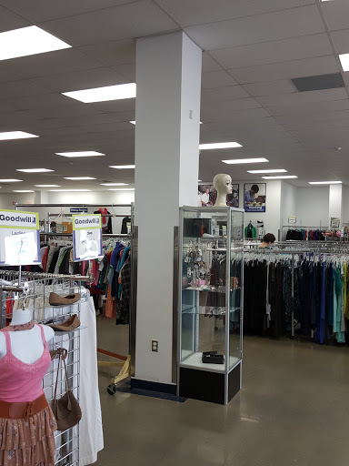 Thrift Store «Goodwill Cedar Road Retail Store», reviews and photos, 1101 Cedar Rd, Chesapeake, VA 23322, USA