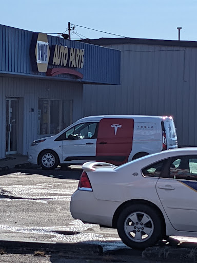 Auto Parts Store «NAPA Auto Parts - Farnams Genuine Parts», reviews and photos, 3301 Main Ave, Fargo, ND 58103, USA
