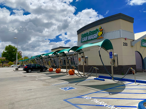 Quick Quack Car Wash en Hemet