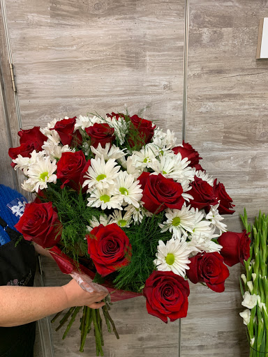 Florist «Everest Florist and Gifts Sacramento», reviews and photos, 7137 Walerga Rd, Sacramento, CA 95842, USA
