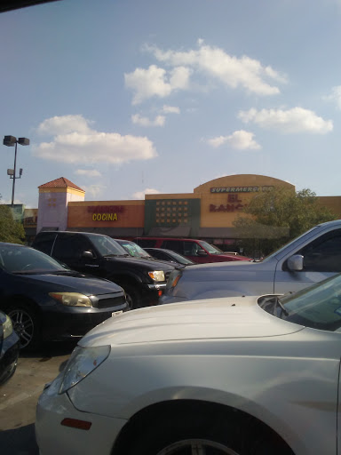 Supermarket «El Rancho Supermercado», reviews and photos, 4450 W Jefferson Blvd, Dallas, TX 75211, USA