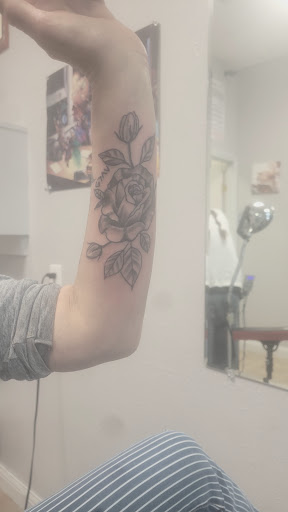 Explore small grandparents tattoo ideas, creative tattoo ideas in Shreveport, available at Tattoo Paradise