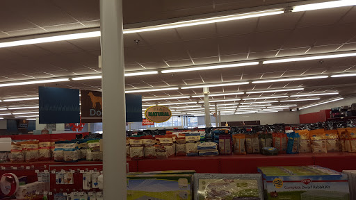 Pet Supply Store «Petco Animal Supplies», reviews and photos, 1970 S Robert St, West St Paul, MN 55118, USA