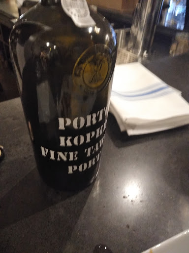 Wine Bar «Corkopolis», reviews and photos, 640 Main St, Cincinnati, OH 45202, USA