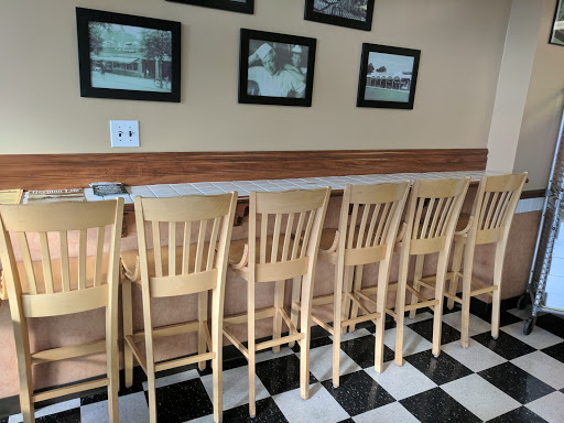 Bakery «Servatii Pastry Shop White Oak», reviews and photos, 5876 Cheviot Rd, Cincinnati, OH 45247, USA