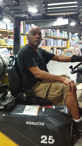 Pet Supply Store «Phillips Pet Feed & Supplies», reviews and photos, 5851 W 80th St, Indianapolis, IN 46278, USA