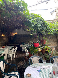 Atmosphère du Restaurant français Le Vieux Chalet à Paris - n°11
