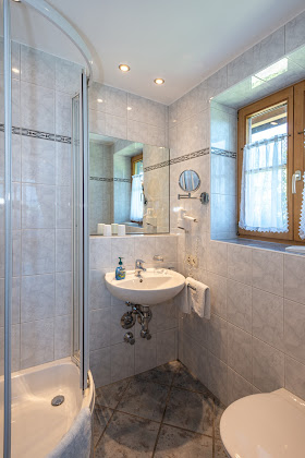 Photos du propriétaire hôtels Aparthotel Werdenfels Murnau 82418 Murnau am Staffelsee