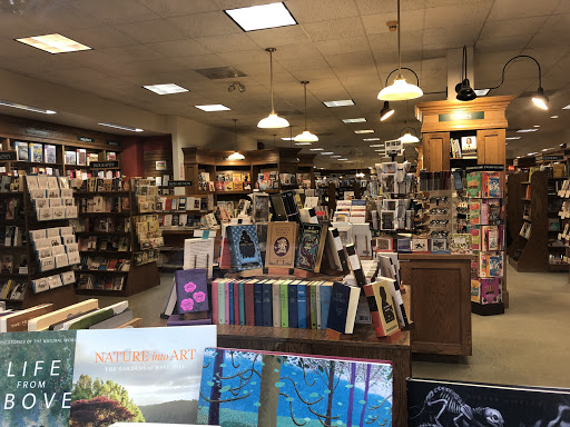 Book Store «The Concord Bookshop», reviews and photos, 65 Main St, Concord, MA 01742, USA