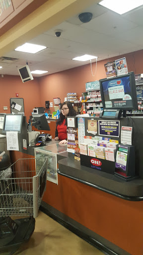 Supermarket «Giant Eagle Supermarket», reviews and photos, 1201 Mentor Ave, Painesville, OH 44077, USA