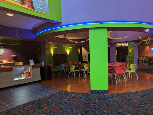 Movie Theater «Regal Cinemas Harrisburg 14», reviews and photos, 1500 Caughey Dr, Harrisburg, PA 17112, USA