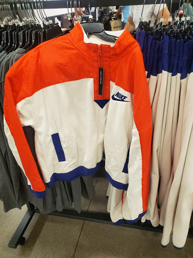 Sporting Goods Store «Nike Factory Store», reviews and photos, 447 Great Mall Dr #484, Milpitas, CA 95035, USA