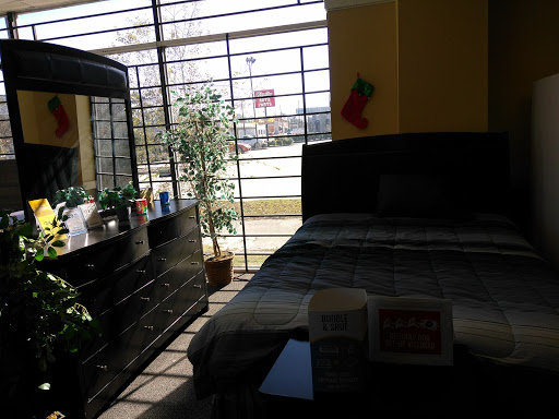 Furniture Rental Service «Rent-A-Center», reviews and photos, 1104 N Ashley St, Valdosta, GA 31601, USA