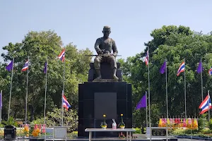 Royal Monument of King Naresuan. image