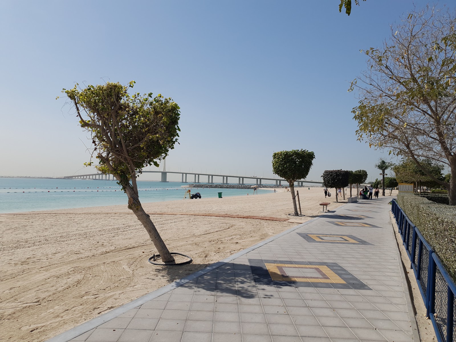 Photo of Al Bateen beach with very clean level of cleanliness