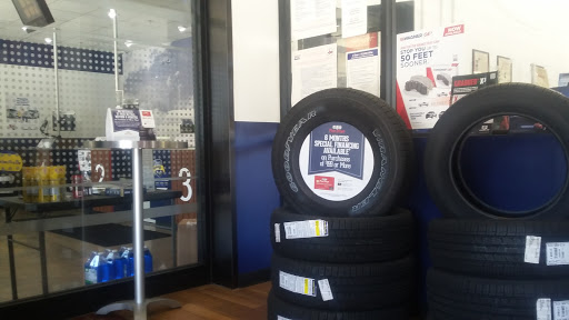 Auto Parts Store «Pep Boys Auto Service & Tire», reviews and photos, 4837 N Tryon St, Charlotte, NC 28213, USA