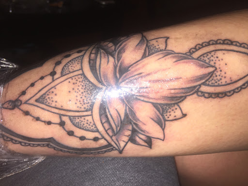 Tattoo Shop «Havana Street Tattoo», reviews and photos, 2712 S Havana St b, Aurora, CO 80014, USA