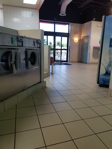 Laundromat «Showcase Laundromat», reviews and photos, 973 Convery Blvd, Perth Amboy, NJ 08861, USA