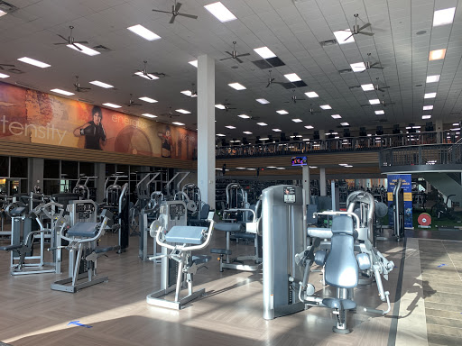 Gym «LA Fitness», reviews and photos, 5 Gateway Blvd, Patchogue, NY 11772, USA