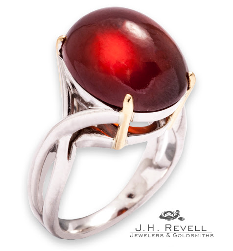 Jewelry Store «Revell Jewelers», reviews and photos, 904 Middle Rd, Bettendorf, IA 52722, USA