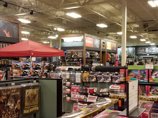 Outdoor Sports Store «Field & Stream», reviews and photos, 5215 Century Ave, Kalamazoo, MI 49006, USA