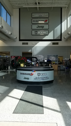 Car Dealer «Stew Hansen Dodge Ram Chrysler Jeep», reviews and photos, 12103 Hickman Rd, Des Moines, IA 50323, USA
