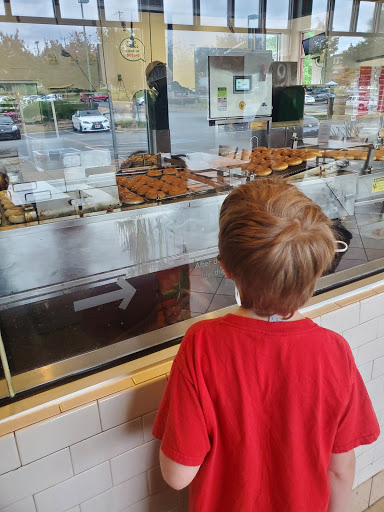 Donut Shop «Krispy Kreme Buford», reviews and photos, 3387 Buford Dr NE, Buford, GA 30519, USA