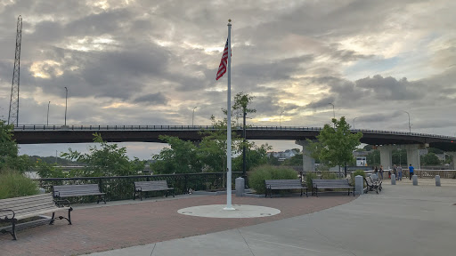 Park «Remond Park», reviews and photos, 1 Bridge St, Salem, MA 01970, USA