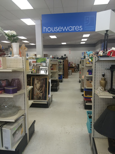 Thrift Store «Goodwill Golden», reviews and photos, 17722 S Golden Rd, Golden, CO 80401, USA