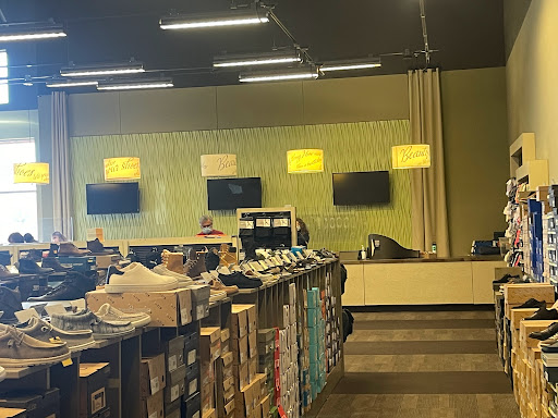 Shoe Store «DSW Designer Shoe Warehouse», reviews and photos, 1331 George Dieter Dr, El Paso, TX 79936, USA