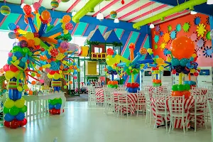 Dreamland Party Place image
