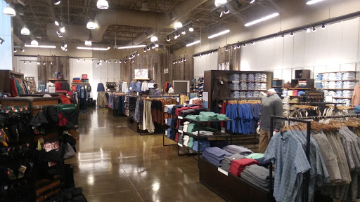 Clothing Store «L.L. Bean», reviews and photos, 75 Evergreen Way, South Windsor, CT 06074, USA
