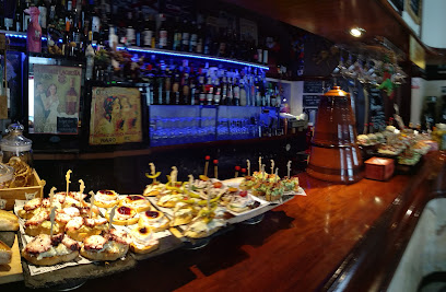 Bar txomin El Rincón del Vermouth  - Aita Zameza Kalea, nº2, 48100 Mungia, Bizkaia, Spain