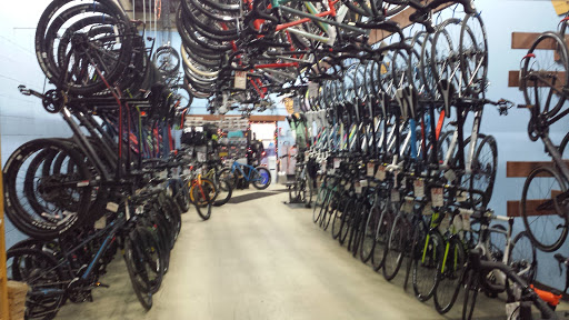 Bicycle Store «The Hub Bike Co-op», reviews and photos, 3020 Minnehaha Ave, Minneapolis, MN 55406, USA