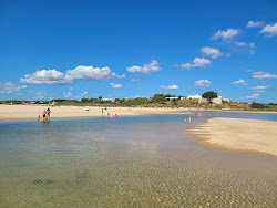Praia de Cacela Velha'in fotoğrafı - rahatlamayı sevenler arasında popüler bir yer