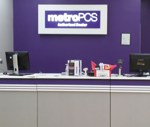Cell Phone Store «MetroPCS Authorized Dealer», reviews and photos, 700 Dekalb Plaza Blvd, Fort Payne, AL 35967, USA