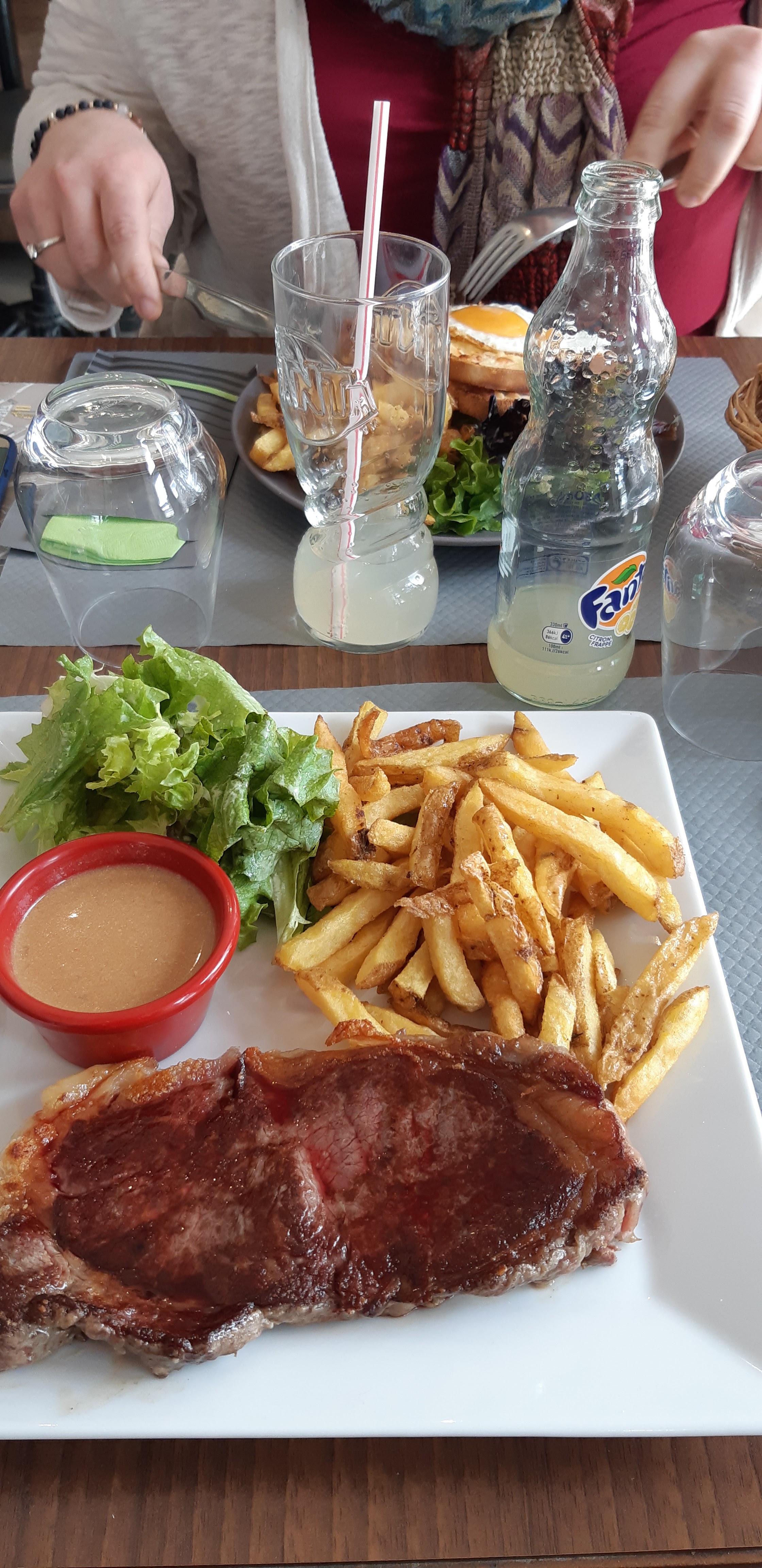Photo n° 1 de l'avis de Chris.e fait le 11/03/2019 à 18:35