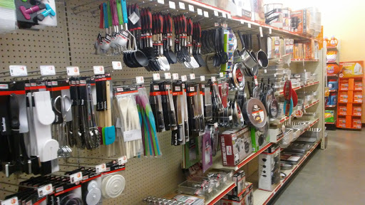 Dollar Store «FAMILY DOLLAR», reviews and photos, 380 Main St, Madawaska, ME 04756, USA