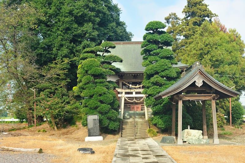生品神社 (稲荷塚古墳)