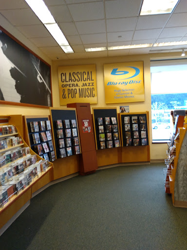 Book Store «Barnes & Noble», reviews and photos, 2614 Central Park Ave, Yonkers, NY 10710, USA