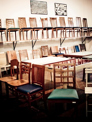 Attardosedie fabbrica sedie e tavoli riparazioni imbottiture paglia di Vienna e verniciatura Catania