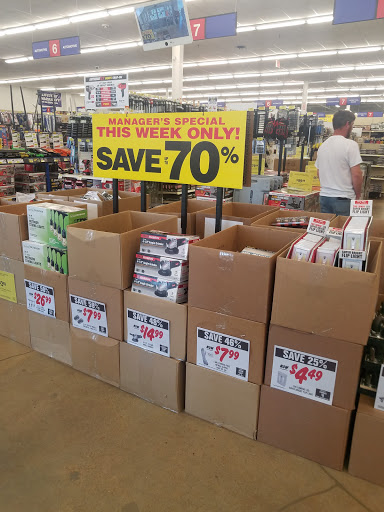 Hardware Store «Harbor Freight Tools», reviews and photos, 712 W Poplar Ave, Collierville, TN 38017, USA