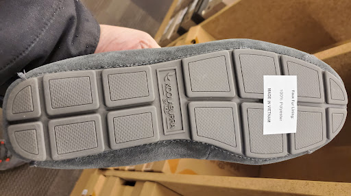 Shoe Store «DSW Designer Shoe Warehouse», reviews and photos, 6971 Grand Ave, Gurnee, IL 60031, USA