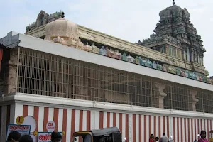 Nanganallur Anjaneyar Temple image