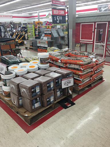 Home Improvement Store «Tractor Supply Co.», reviews and photos, 3790 Teays Valley Road, Hurricane, WV 25526, USA