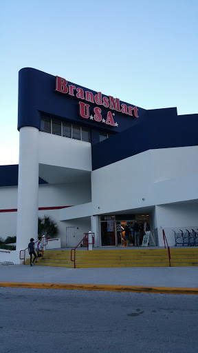 Department Store «BrandsMart USA», reviews and photos, 821 SW Natura Blvd, Deerfield Beach, FL 33441, USA