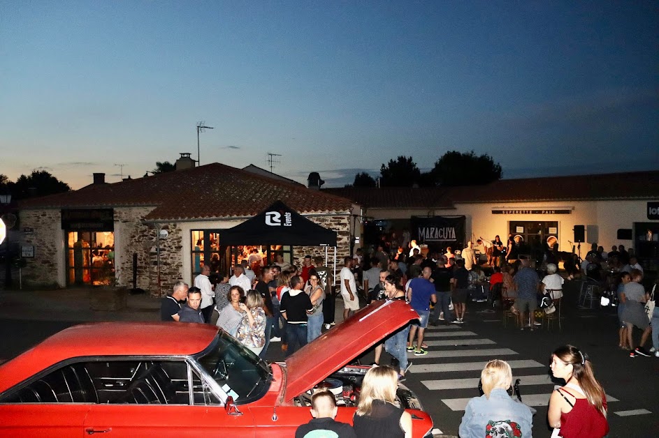 American Road's Saloon à La Chapelle-Hermier (Vendée 85)