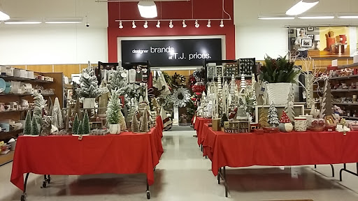 Department Store «T.J. Maxx», reviews and photos, 3219 Rolling Oaks Blvd, Kissimmee, FL 34747, USA